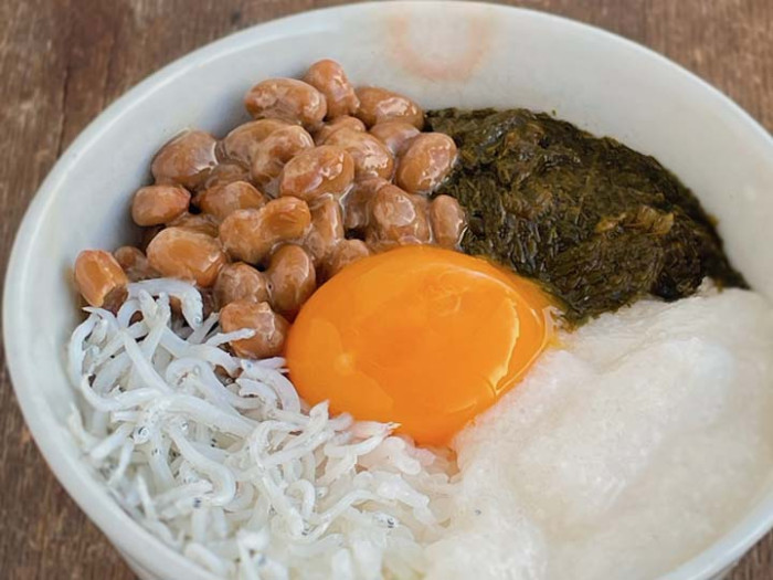 アカモクと納豆のねばねば丼